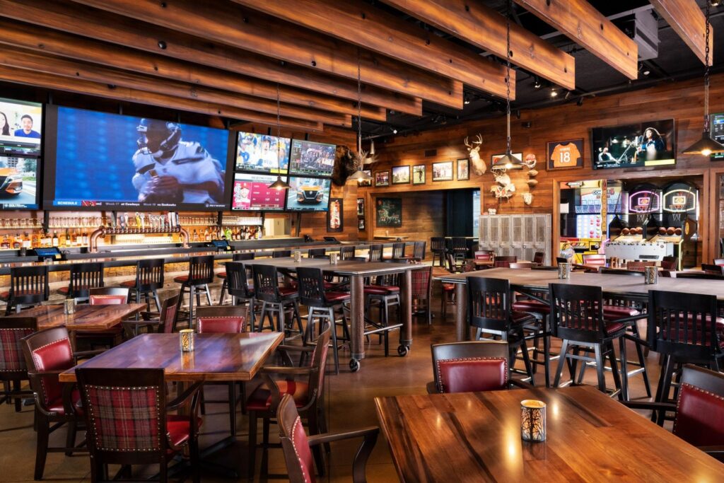 Sports Bar & Grill